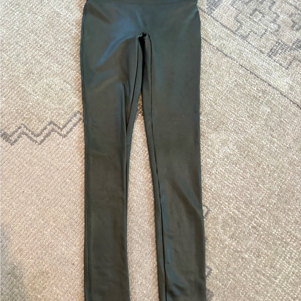Spanx Faux Leather Dark Green Lefgings Size S
